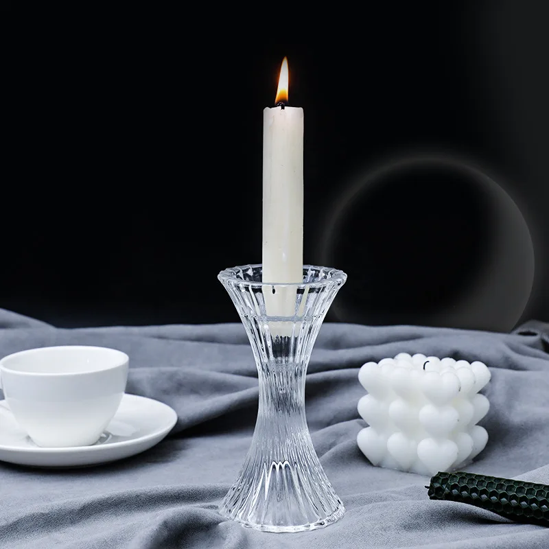 

AAhunderJiaz-French Retro Transparent Crystal Glass Candlestick, Fragrance Candle Ornaments, Photography Props, Home Decoration