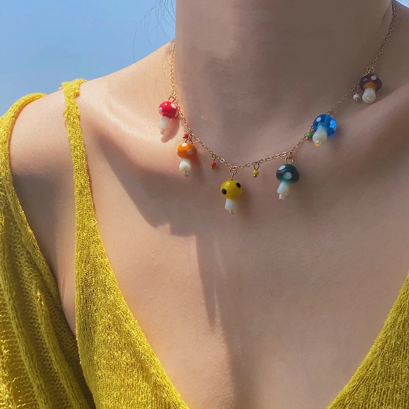 

Summer New Colorful Mushroom Necklace Charm Elegant and Cute Clavicle Chain Pendant Hip Hop Jewelry Accessories Girls Gifts