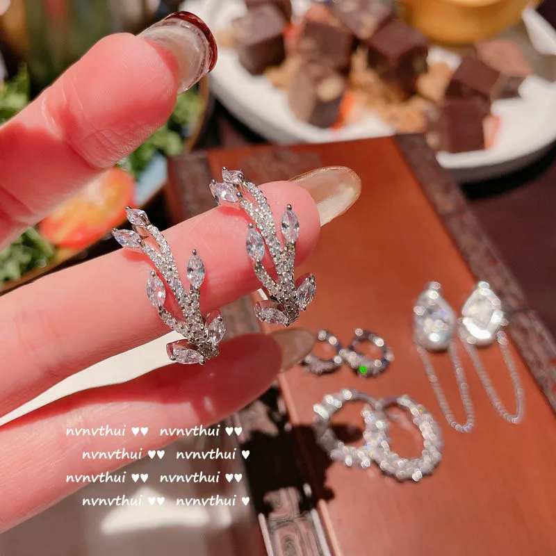 Women's Cubic Zirconia Earrings  Brilliant Cut Crystal Halo Hanging Fancy Dangle Bridal lever back earrings women