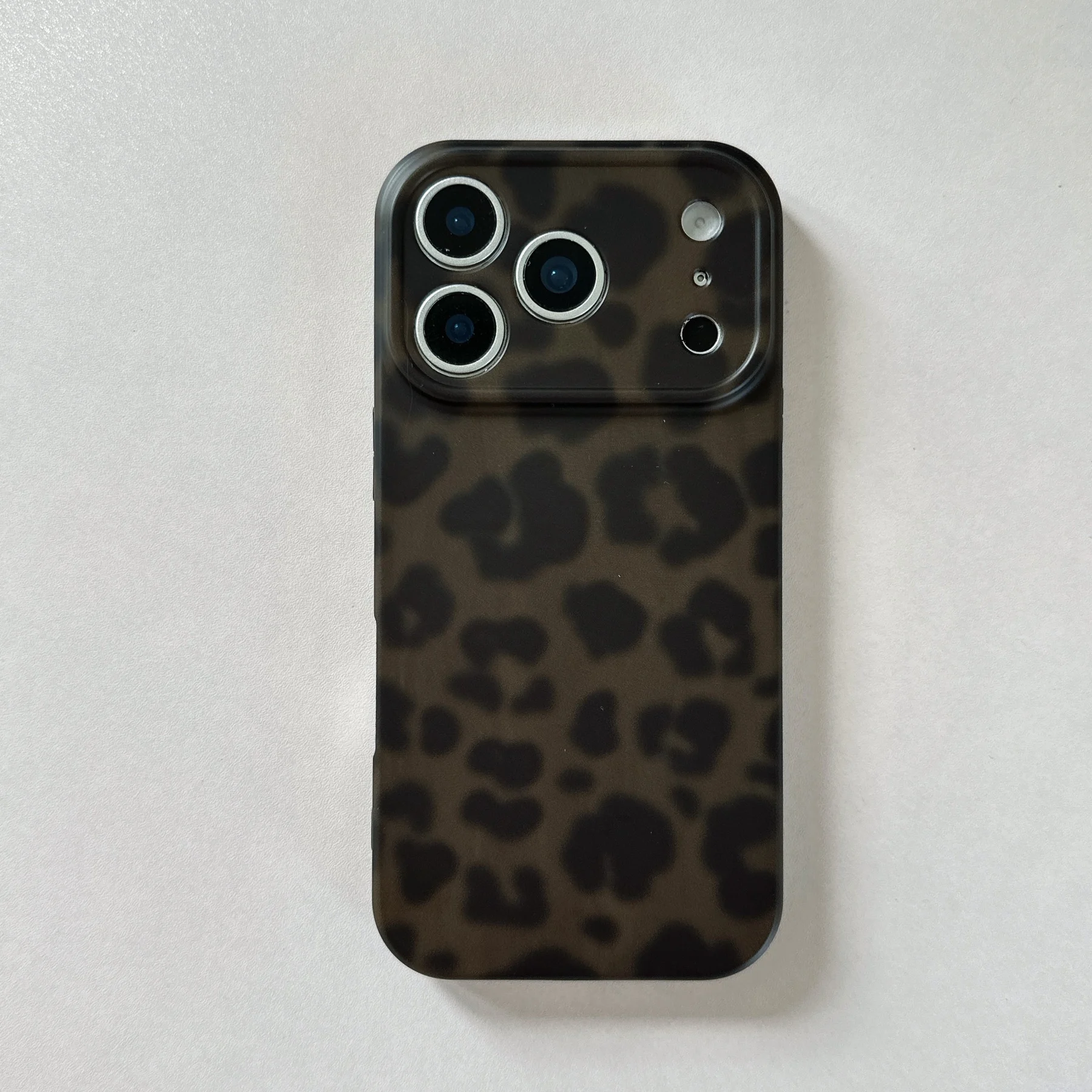 Retro Stylish Amber Lamber Pattern Glossy Phone Cover Case