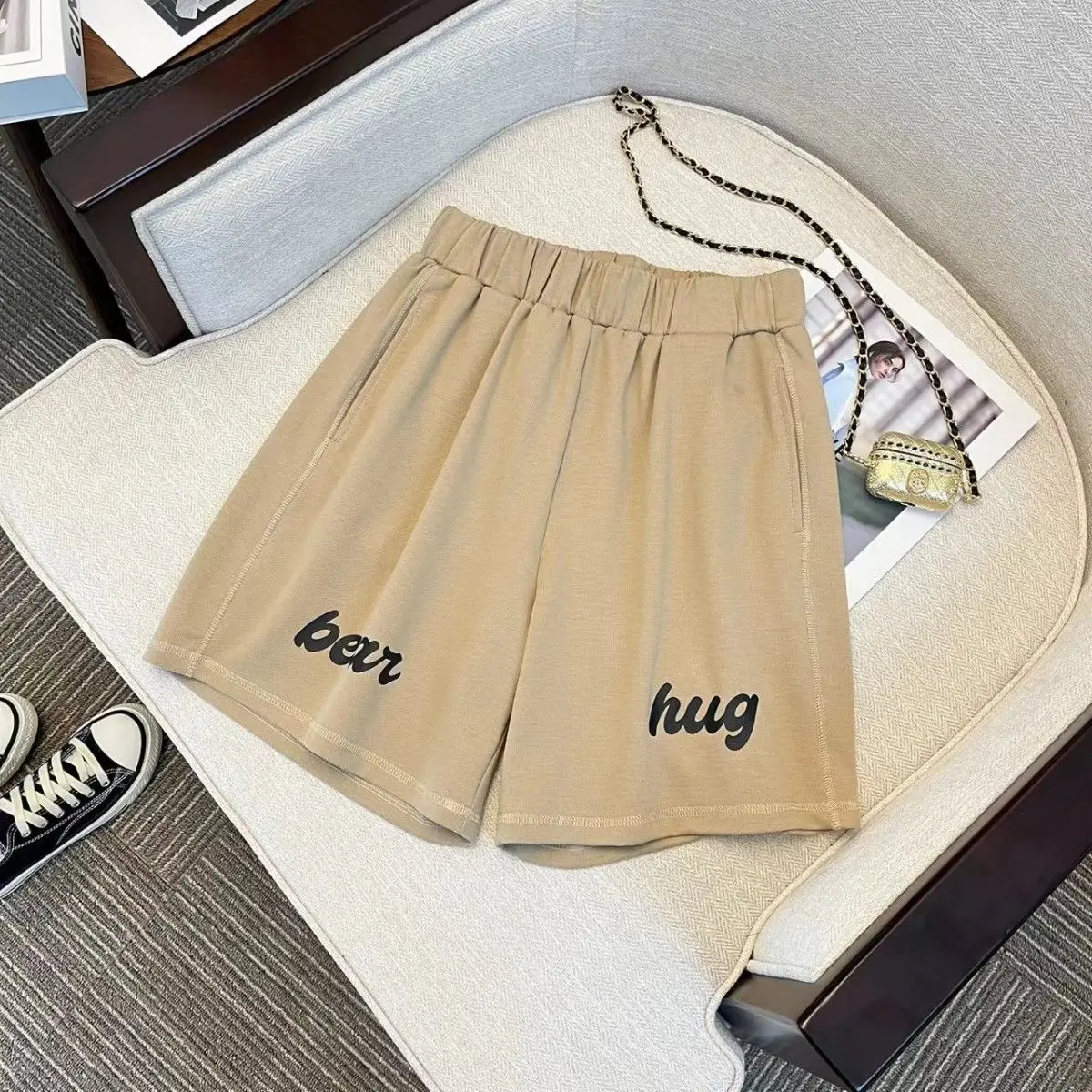 Рисунок 3 - Мужской/женский летний костюм с принтом