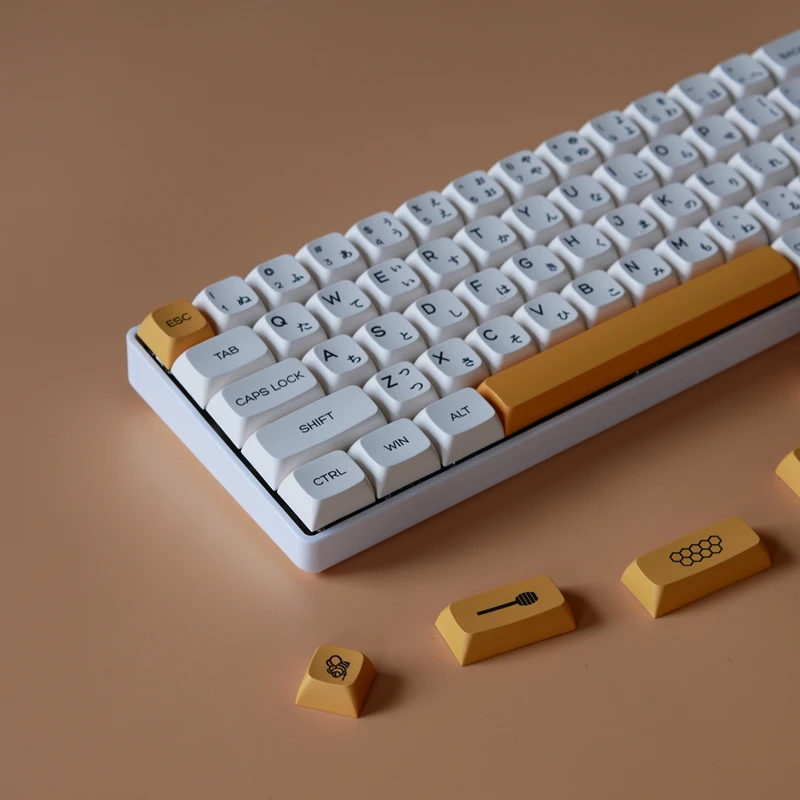 Mel e Leite Tema Key Caps Pbt Dye Subbed Bee Japonês Minimalista Branco Keycaps Xda Perfil Keycap para 61 64 68 84 104 Set - Imagem 2