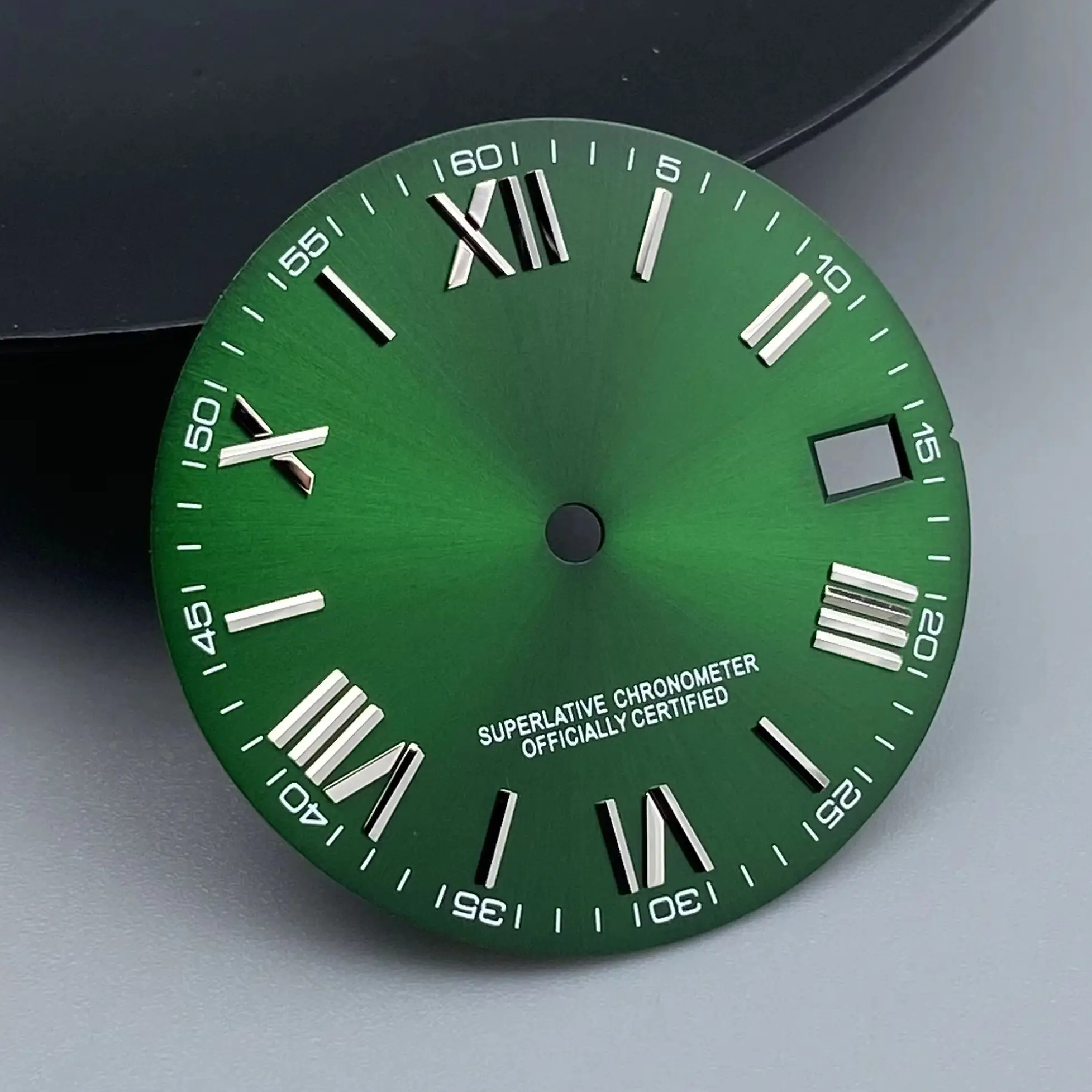Green Luminous Date Dial for Automatic Watch Movements