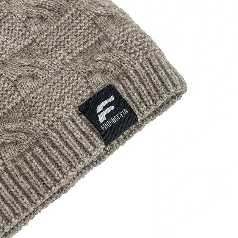 Unisex F Letter Winter Hats Plush Fur Lined Knit Cap For Men Women Warm Beanie Cap Casual Label Decor Winter Knitted Hats