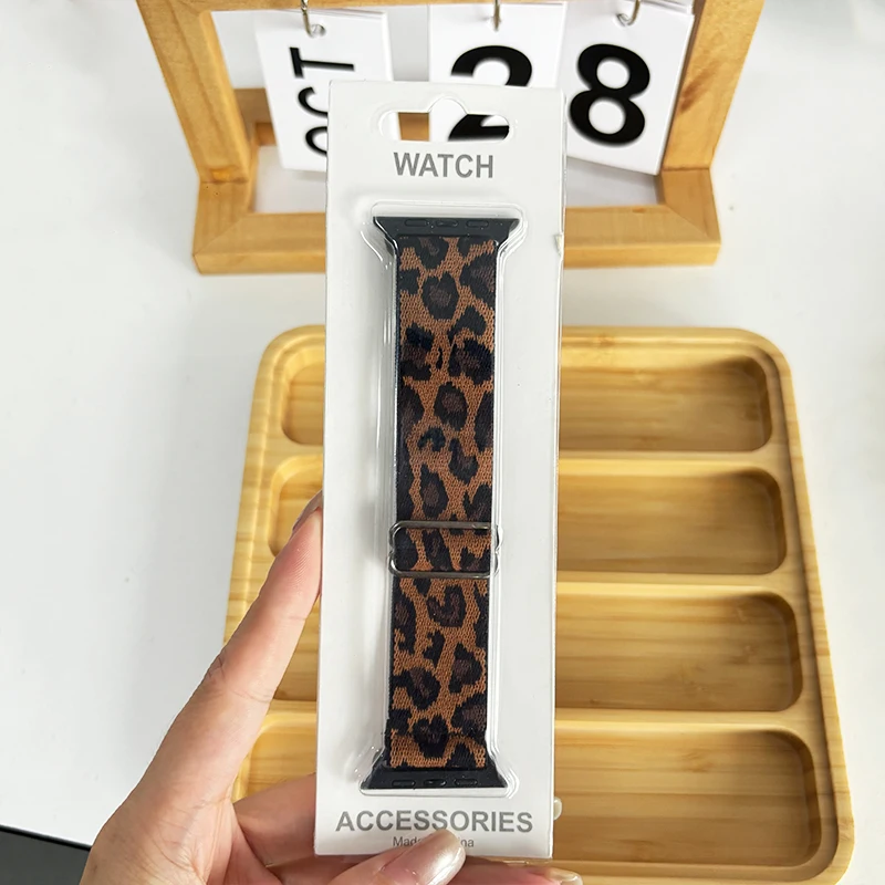 รูปสินค้า สายนาฬิกาไนลอนยืดลายเสือดาว สำหรับ Apple Watch