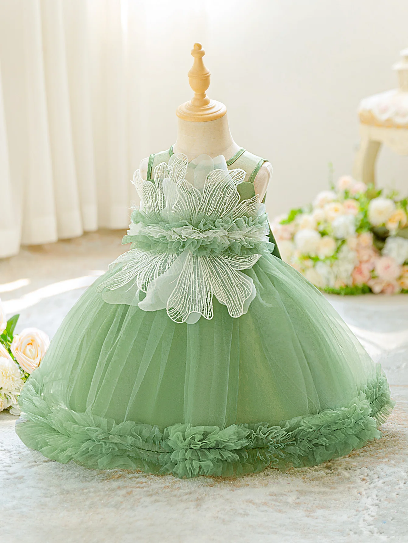 green emerald velvet dress Amazon.com: Kid's Dream Baby Girls Lime Green Sequin Double Mesh Flower  Dress 12M: Special Occasion Dresses: Clothing, Shoes & Jewelry