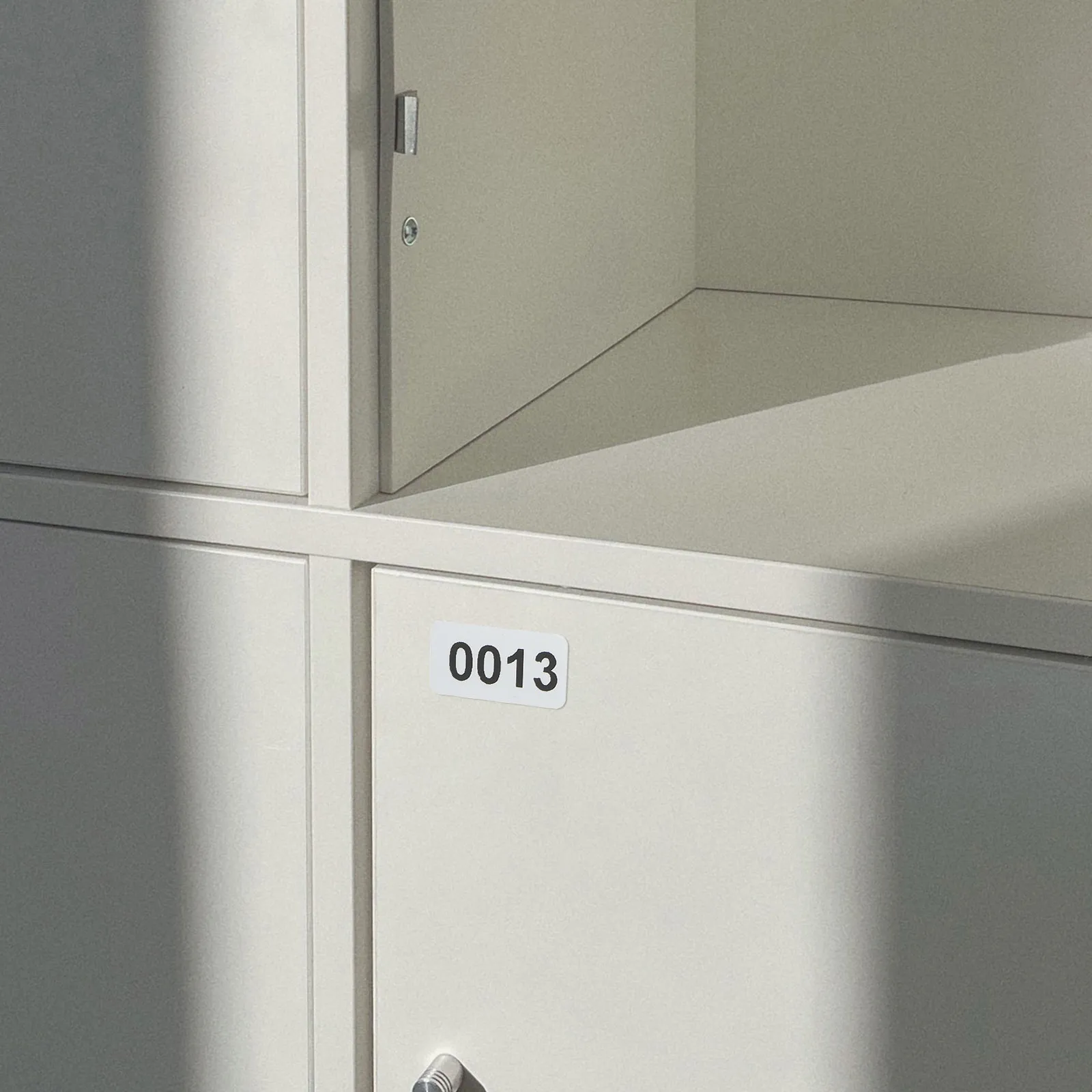 1롤 소형 숫자 스티커 자체 접착 PVC 소재 의류 사이즈 태그 티셔츠 청바지 DIY 라벨 보관용 번호 라벨