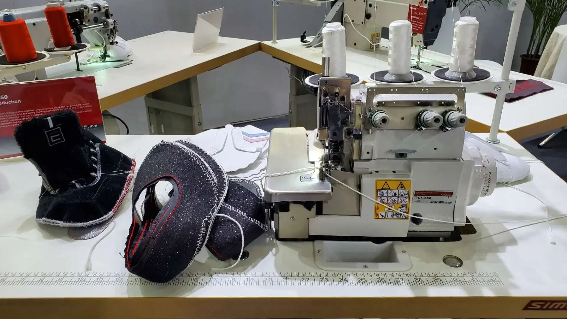 SI-650 Overlock sewing machine for shoe sole edge sewing