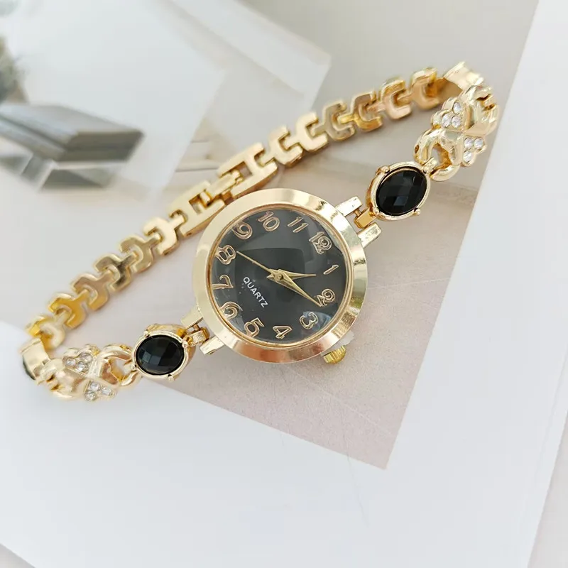 Fashion Jadeite Inlaid Diamond Women's Watch Color Diamond Round Women's Quartz Bracelet Watch