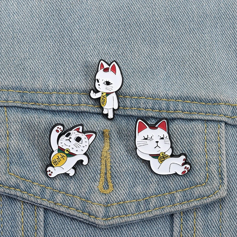 Turbo Granny Glückskatze Emaille-Anstecknadel Kawaii Dreifarbige Katze Geometrische Biene Goldfisch Ente Brosche Reversnadel Taschenanstecker Schmuck Geschenk für Freunde – Detail 28
