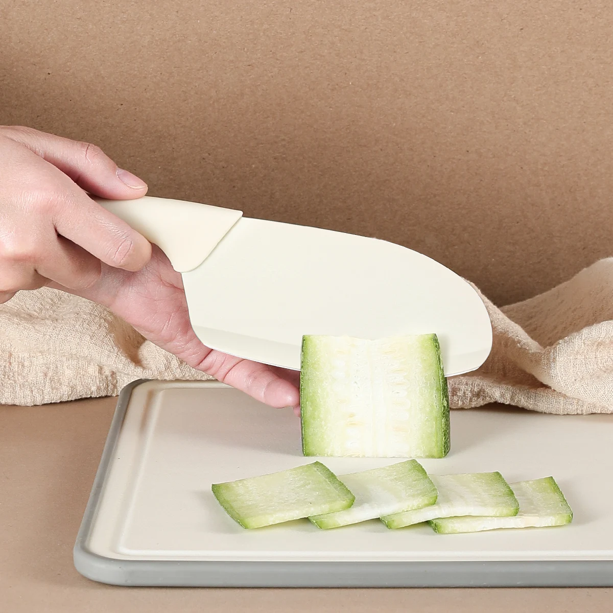 5-piece kitchen tool set, including a small chopping knife, scissors, fruit knife, peeler, and knife block, suitable for househo - 6