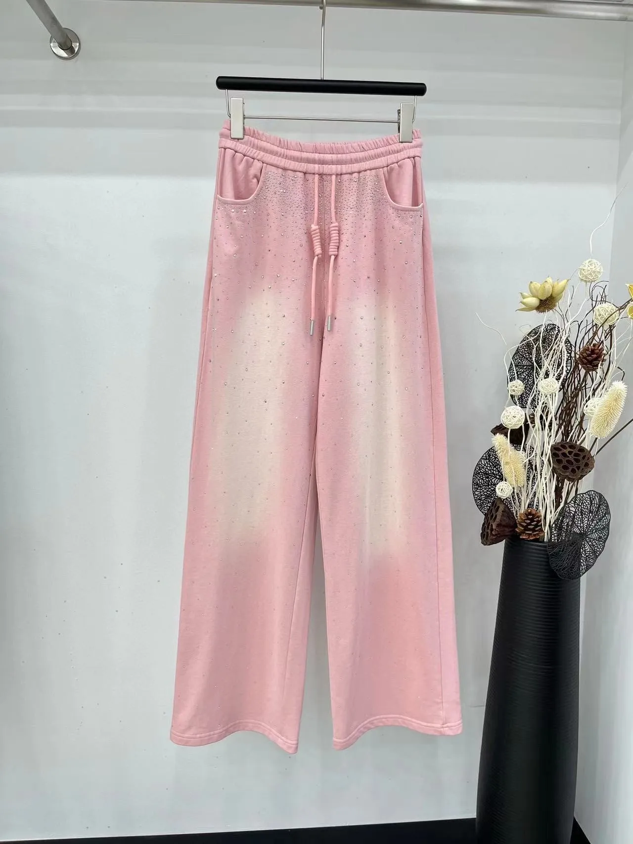 

24SS new gradient color casual pants heavy iron drilling process Blinblin high thin wide leg pants