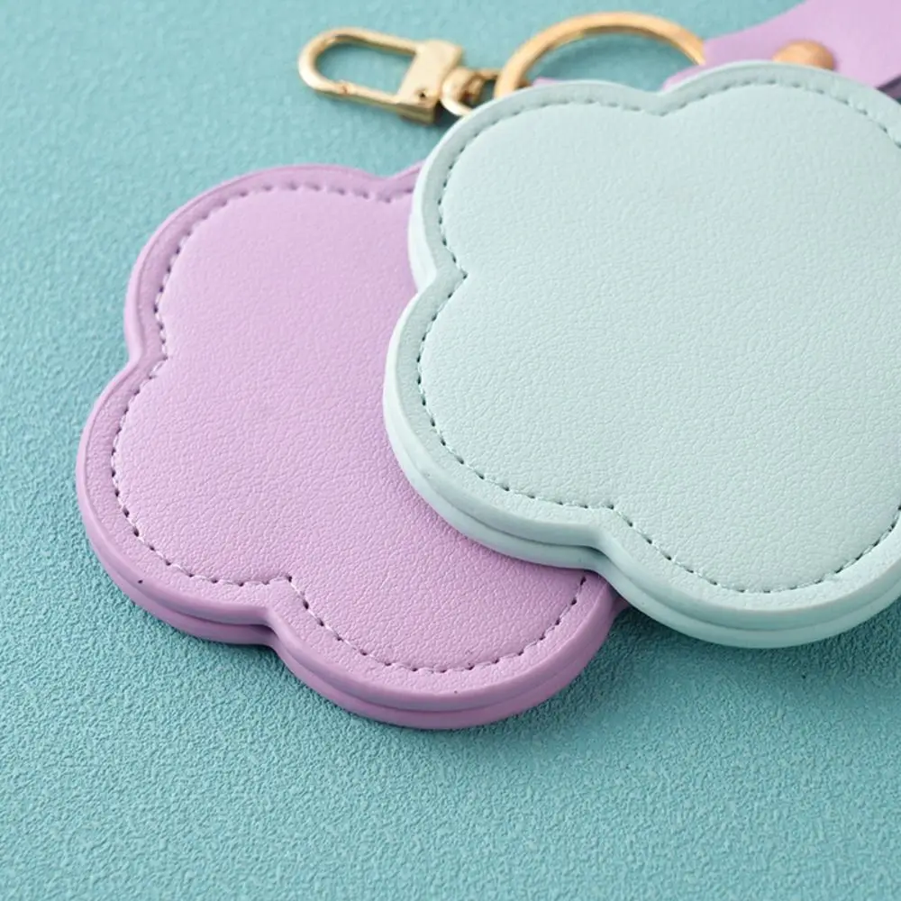 Creative PU Leather Flower Shaped Key Chain Portable Versatile Makeup Mirror Keychain Luxury Bag Hanging Pendant Gifts