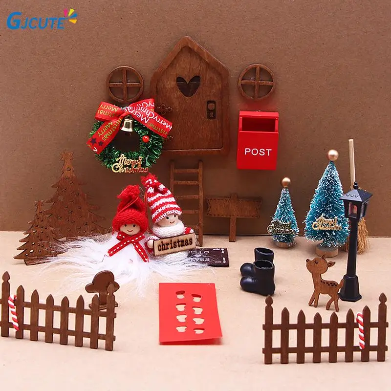 

1Set 1:6 1:12 Dollhouse Miniature Christmas Decor Fairy Door Elf Doll Fence Xmas Tree Kerosene Lamp Model Doll House Accessories