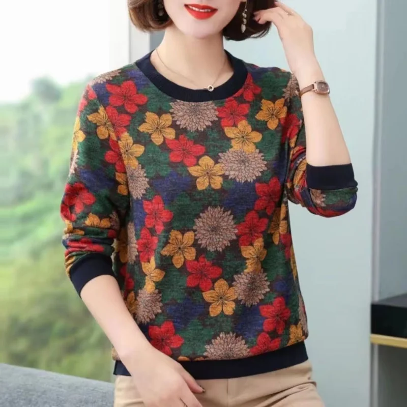 

Round neck hooded sweatshirt for women in autumn and winter 2023 casual fashion long sleeve printed sweatshirt female tops