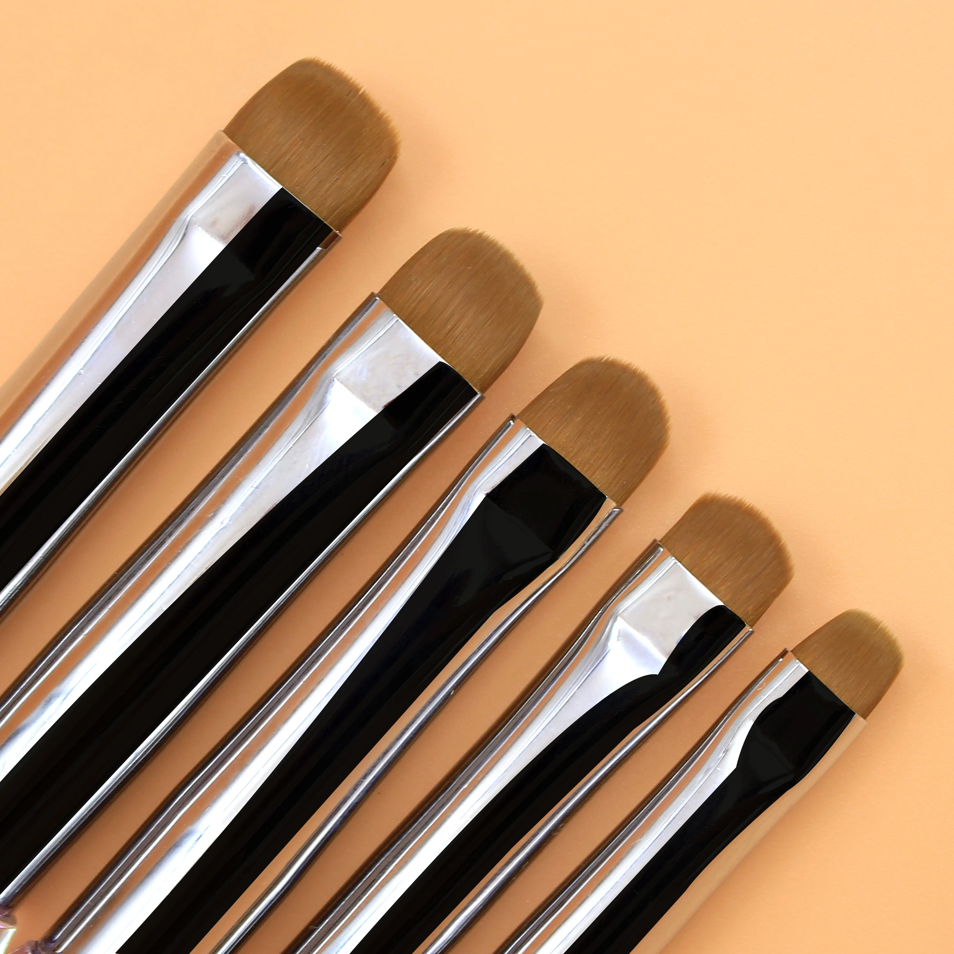Professional Nail Art Brush with Chic Handle - Perfect for French Manicures & Clean-Up, Ideal for Salon or Home Use 2