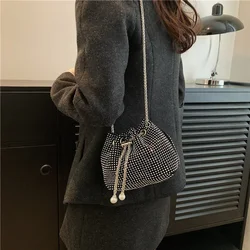 PU 테이프 여성용 크로스바디 백, 여성용 가방, 하이 퀄리티 체인, 솔리드 버킷, 바느질 실, 스팽글 지갑, 판매 중, 2023