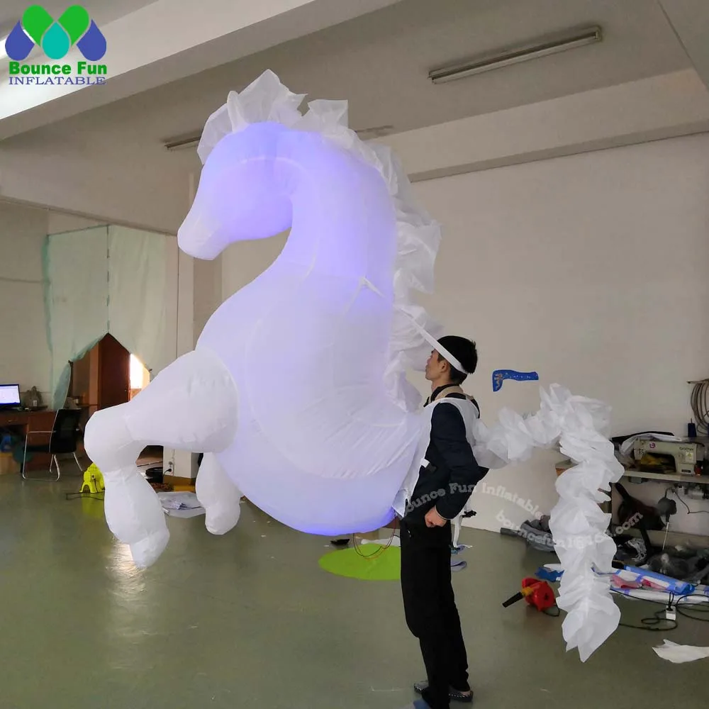 Wholesal Walking 3m White Inflatable Horse Costume With Lights Inflatable Cartoon Mascot Costume For Carnival Parade Performance 3
