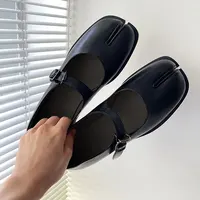 Split Toe Mary Janes Shoes For Women Square heel Tabi Shoes Loafer 2025 Spring Summer Soft Leather Women Pumps Shoes 2