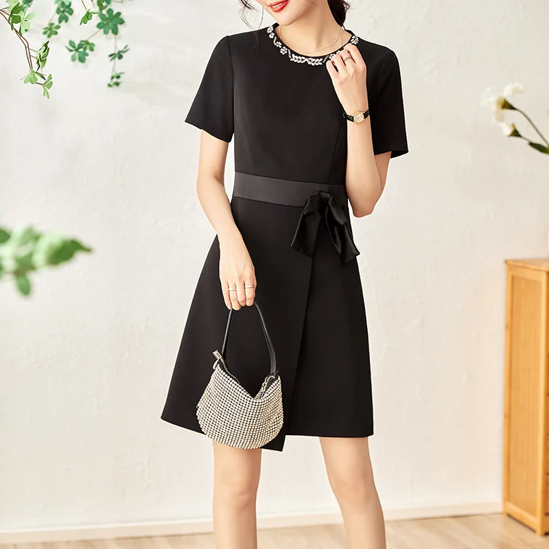 

Little Fragrant Dress Women's 2023 Summer Handmade Diamond Embedding Hepburn Style Appears Slim and Small, Fashionable A-line