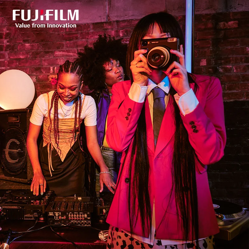 Fujifilm Instax SQUARE SQ40 Camera Selectable Instax Square White Edge Film Optional 20/40 Sheets Instax Square Films Camera