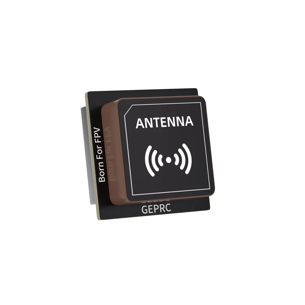 Module GPS GEP-M10 Nano pour drone FPV, installé sur un châssis de drone, avec câble et connecteur.