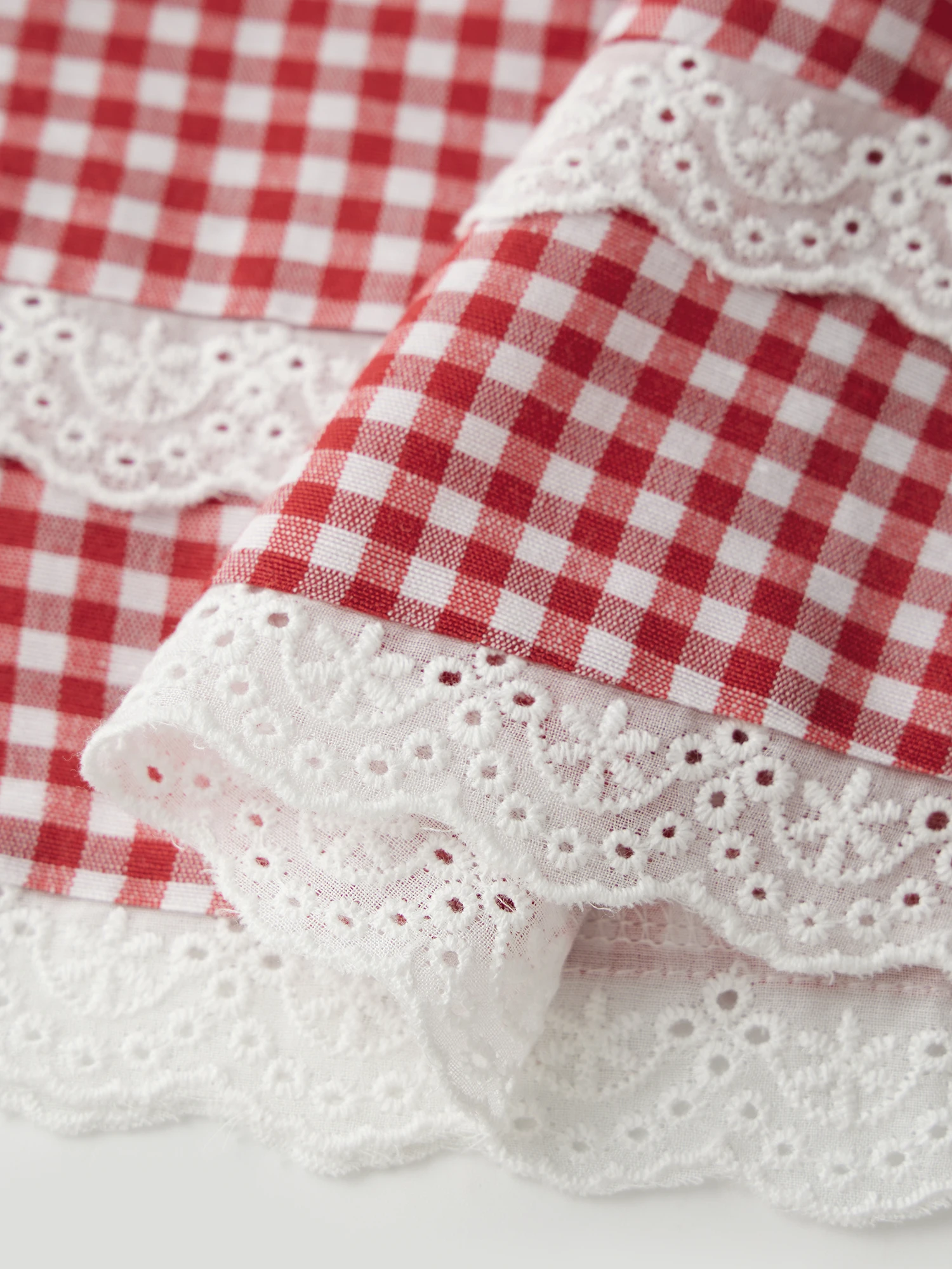 Women s Plaid Sleeveless Mini Dress with Spaghetti Straps and Babydoll Silhouette Perfect for Summer Casual Wear