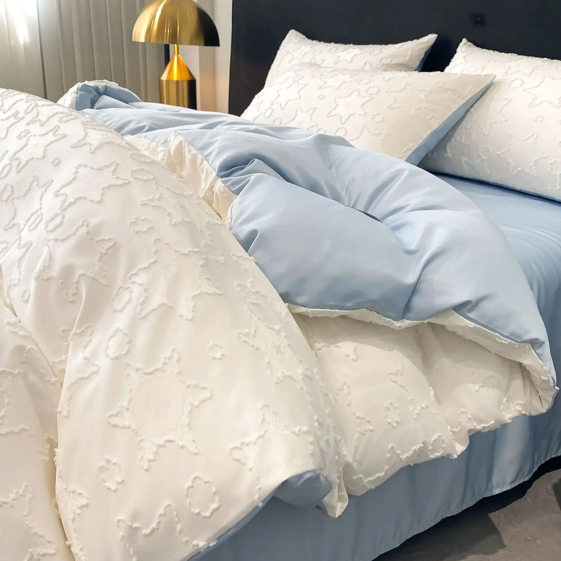 

Bedding Set Luxury Washed Silky Embroidery Duvet Cover Bed Sheets and Pillowcases Comforter Queen King Size Bedding Sets