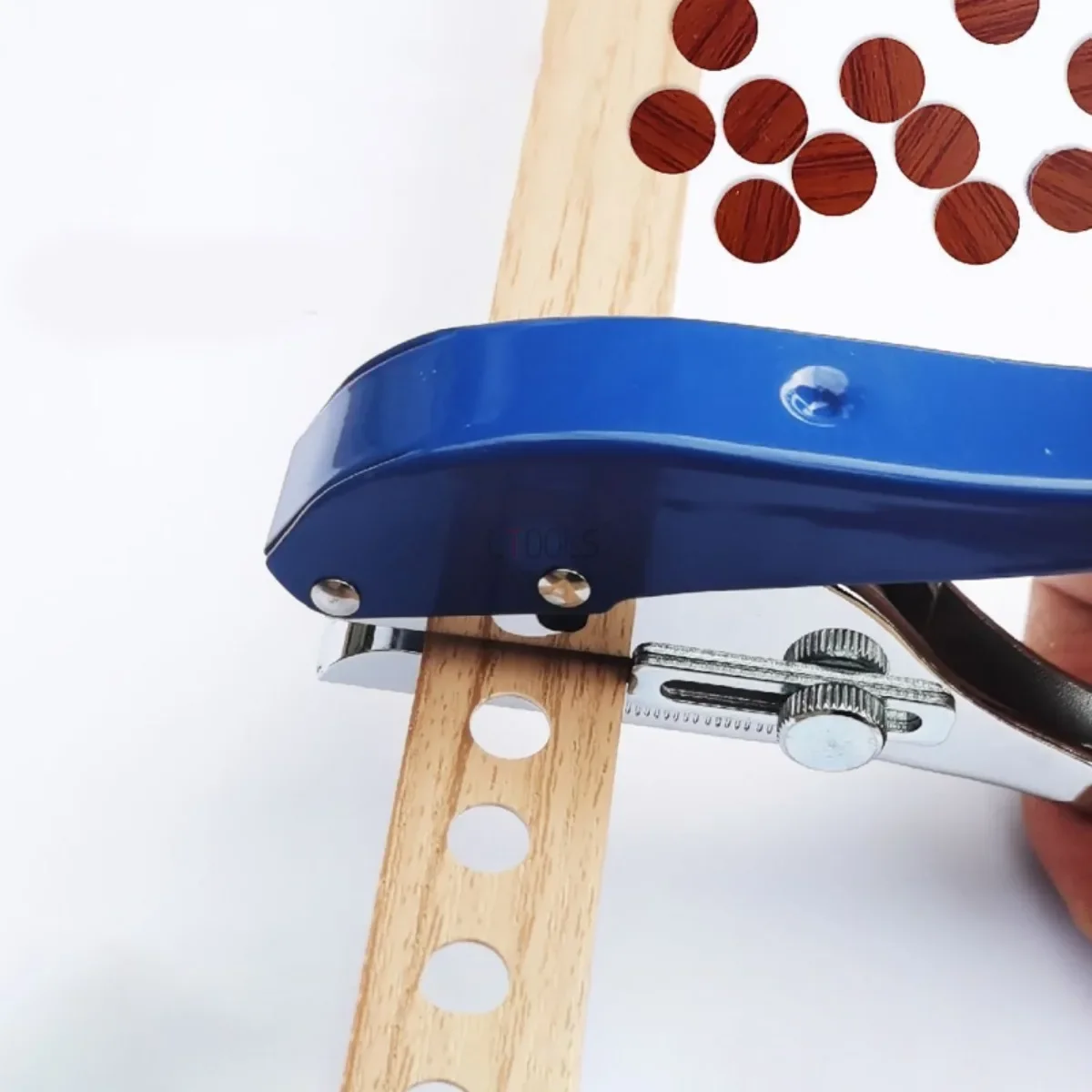 

Machine 8/10mm Edge Punching Puncher Hole Metal Cutting Hole Round Pliers Hole And Portable Duty Heavy Banding Punching