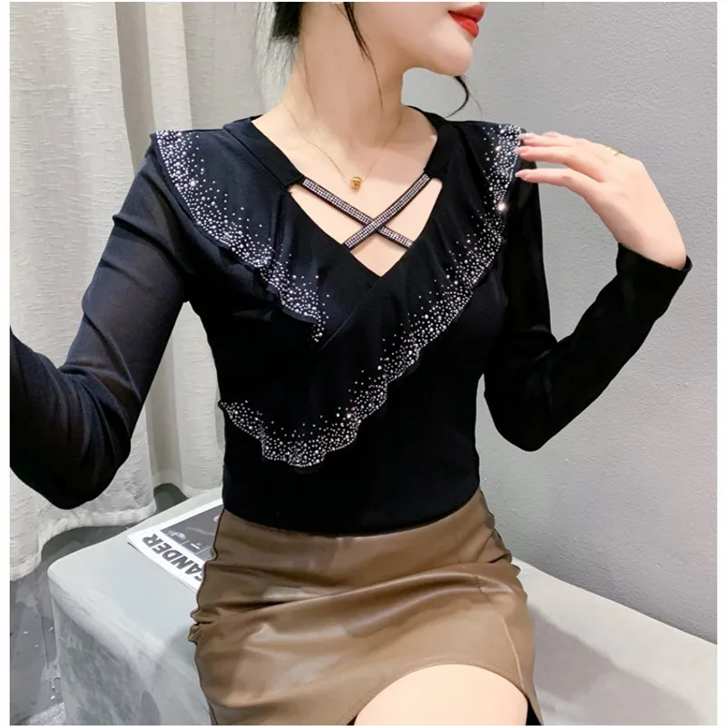 

Женский топ с V-образным вырезом, длинным рукавом