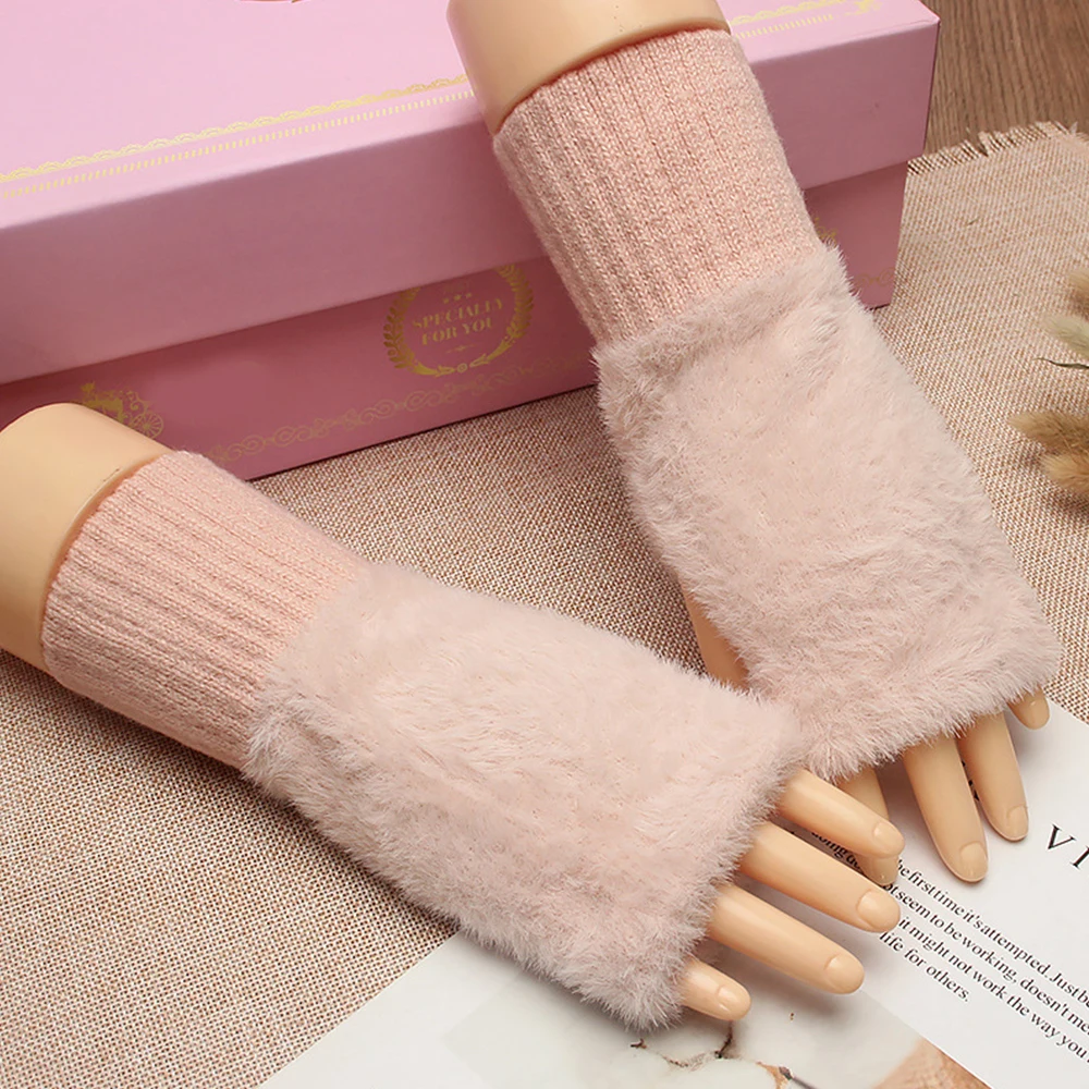 

Winter Keep Warm Plush Gloves Elasticity Soft Half Fingers Mittens Imitation Mink Fur Knitted Girls Fashion Gloves Women