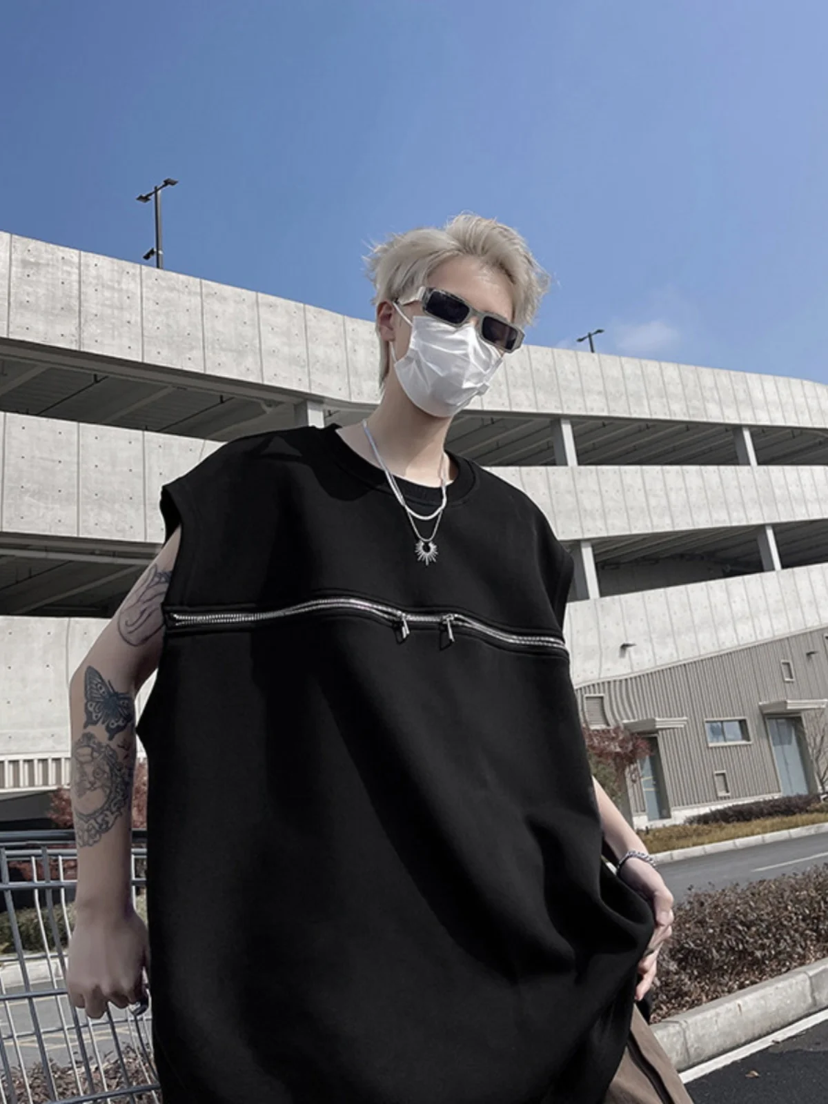 

Man Long Loose Sleeveless Vest Camisole Vest For Men With Summer Zipper Design Sporty Fitness T-shirt Oversized