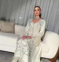 Elegant V-neck Evening Dress Appliques Beaded Tassel Prom Party Gown A-line Long Formal Ocassion Gowns Satin فستان حفلات الزفاف 2