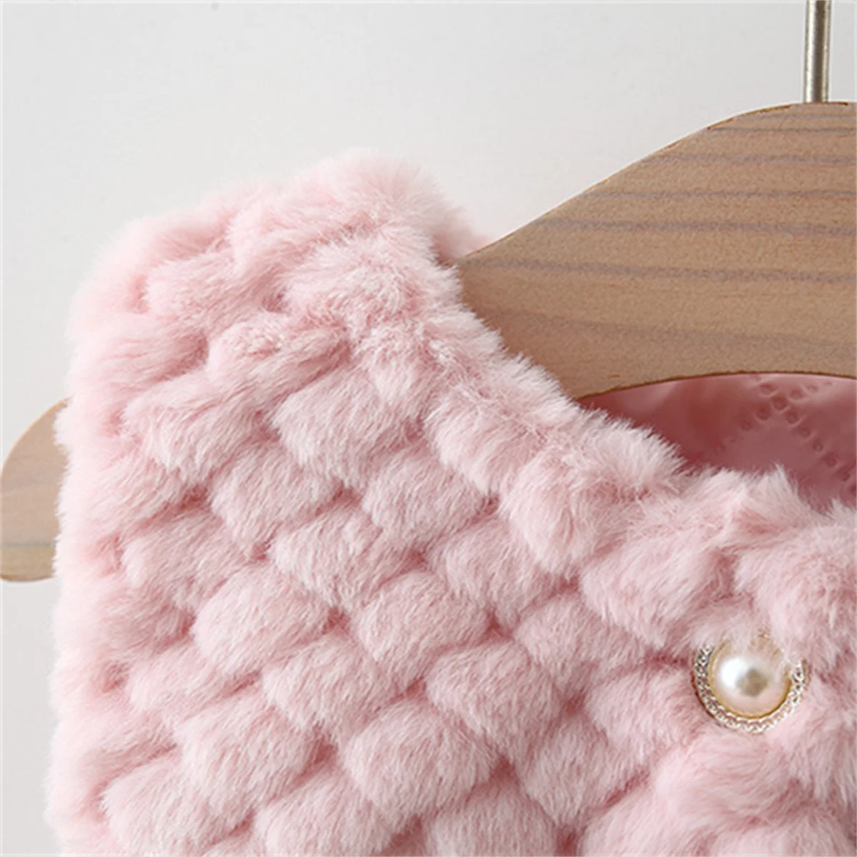 Autumn And Winter Girl Sleeveless Coat For Preschool Children Solid Sweet Artificial Fur Vest Cartoon Cute Children'S Wear