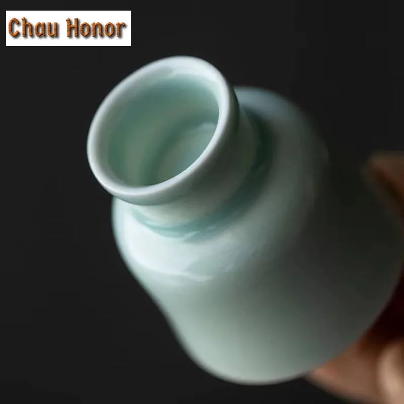 2pcs /set Hutian Kiln Green Glazed Small High Foot Cup Celadon Small Tea Cup Single Master Cup Household Kungfu Teaware Set 30ml
