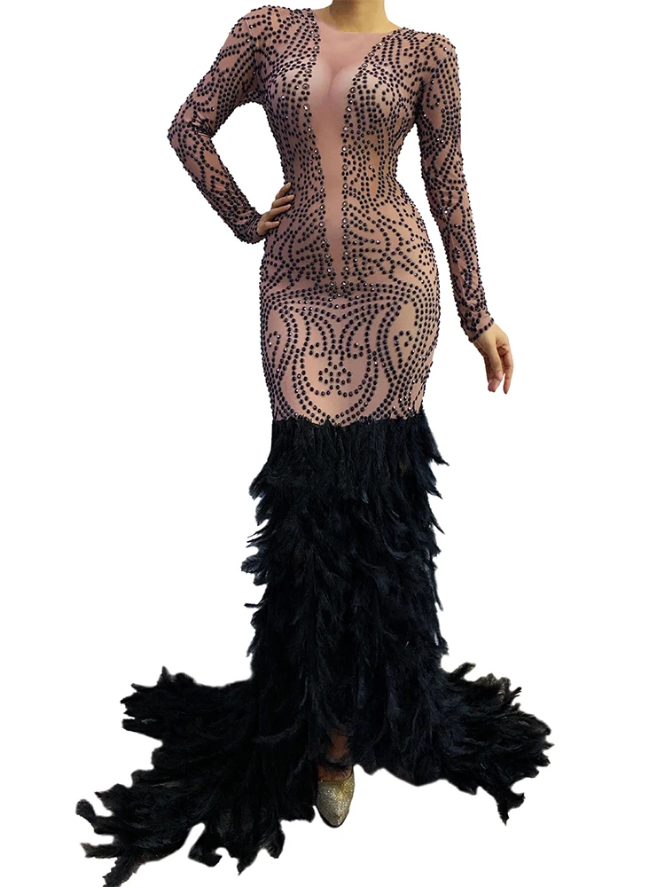 

Женское эластичное платье с черными перьями, 2024