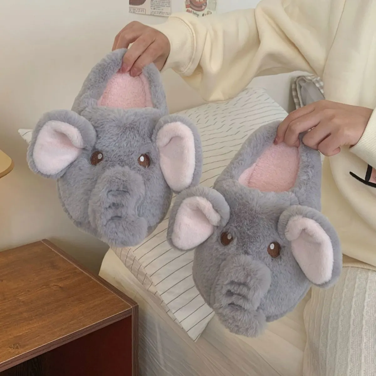 Cute Winter Women's Cotton Slippers Three-dimensional Elephant Wrapped Toe Cartoon Slippers Thick Sole EVA Plush Home Slippers 5