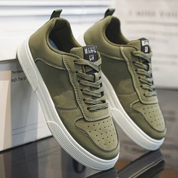 1 pair Sports Casual Skateboarding Shoes Comfortable and Fashionable, with a snug upper that fits the foot and a slip-resistant, 1