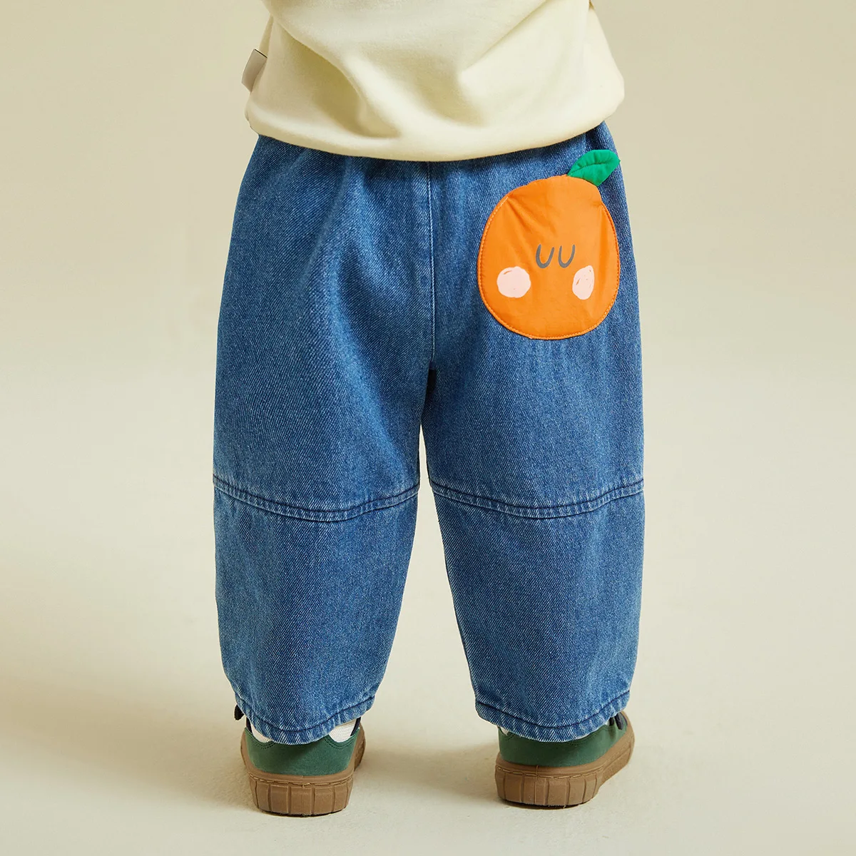 Amila Baby Jeans Pants 2023 New Autumn Letter Plant Graphics Printing Exquisite Loose Fit Warm Fashion Girl  Children Clothes