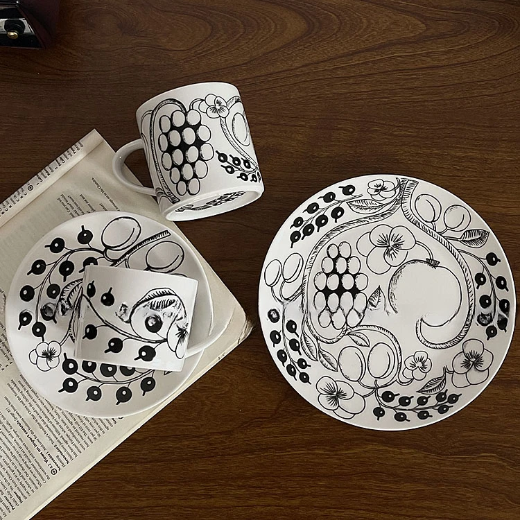 

Medieval tableware retro black fruit mug coffee cup plate afternoon tea steak plate dessert plate