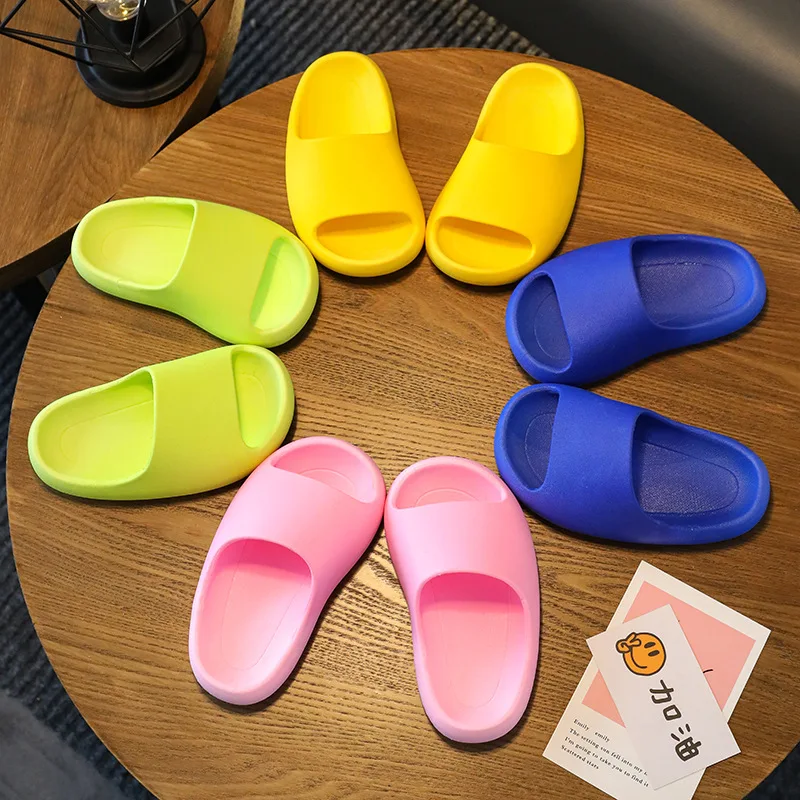 Children's solid color slippers summer girls indoor home bath boys non-slip soft soled children wear slippers outside 3