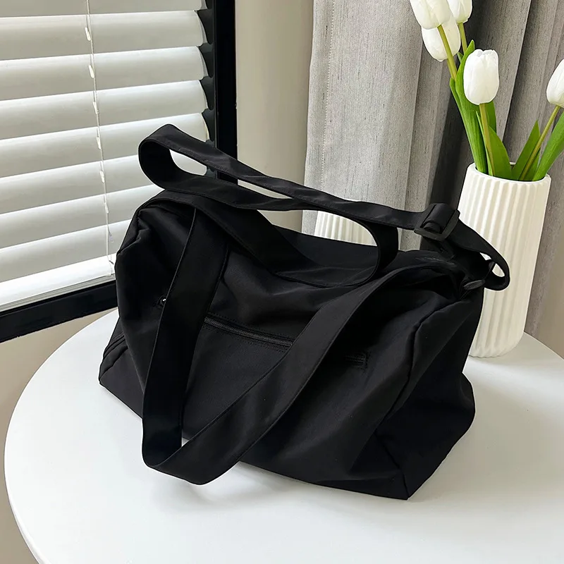 WANAYOU Large Capacity Travel Bags, Adjustable Straps Shoulder Bags, Solid Workout Gym Bag, Multiple Layers 5