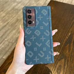 Premium Carbon Fiber Hard Cover Case with Double Hinge Protection for Plastic (DK1)