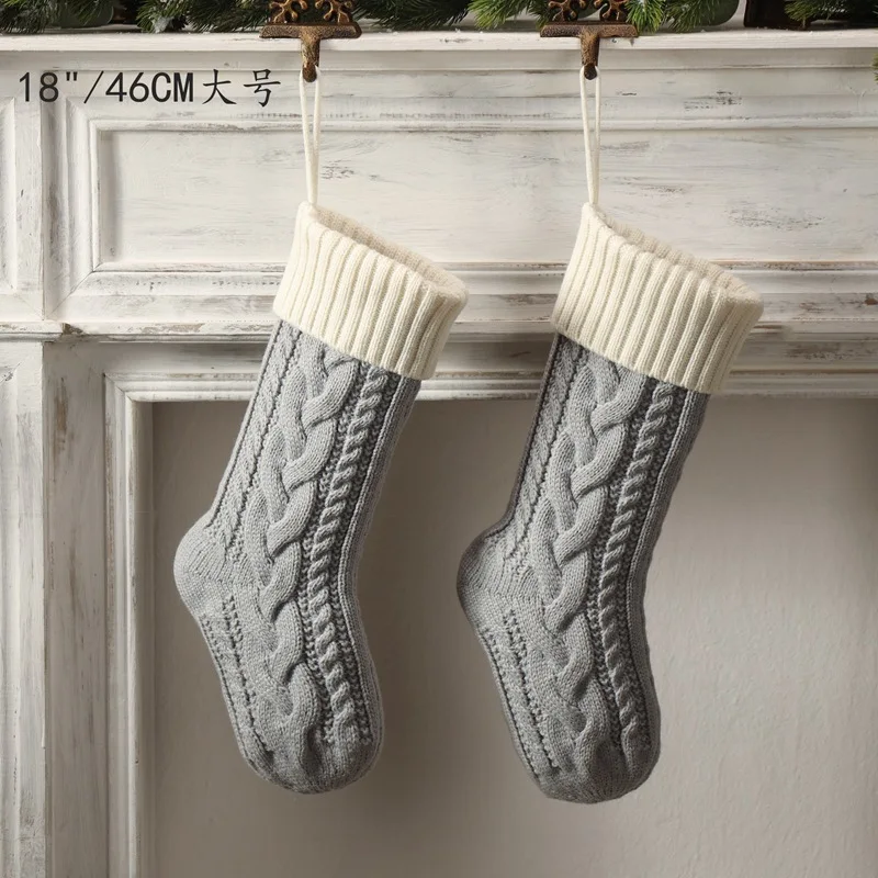 Großer Weihnachtsstrumpf Mit Hundepfoten-Stickerei – Grün-weiß Gestreift, 35,8 Cm Lang, Aus Baumwolle