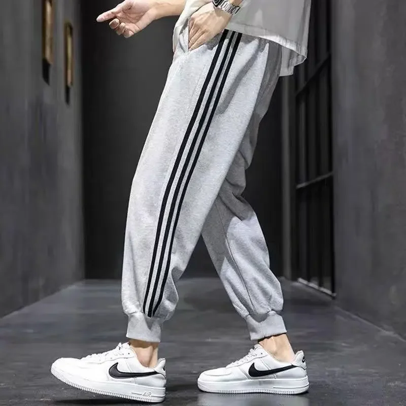 One-piece screw gray pants