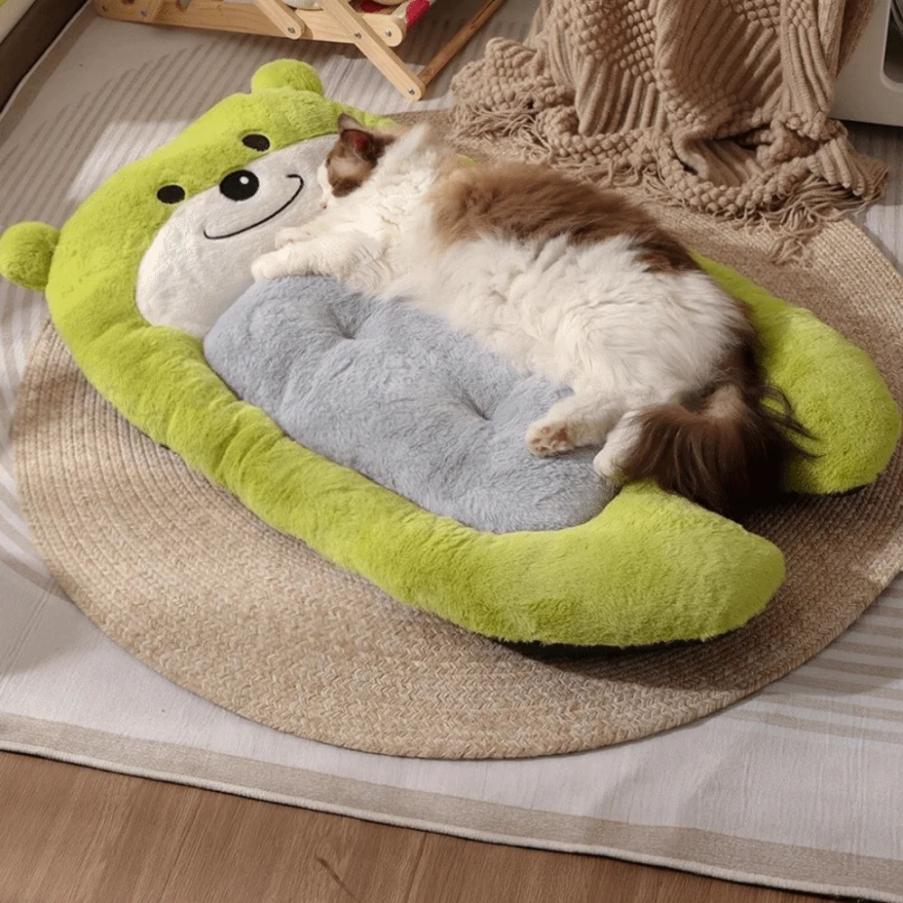Cartoon Bear Shape Plush Pet Mat Anti-slip Soft Dog Sleeping Pads Comfortable Thickened Cat Sofa Bed Autumn Winter