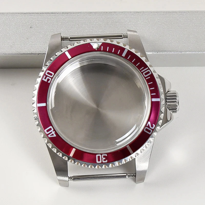 Verres de montre plexi armé bague chromée ou dorée, à la pièce. 10 € | | Jetons royaux Marineche