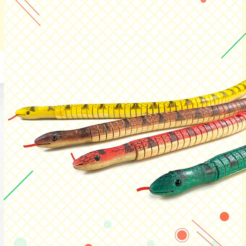1Pcs Fun Simulation Wooden Small Snakes Flexibility Fake Bendy Snake Toy Novelty Children Trick Toy Kids Party Festival Gift