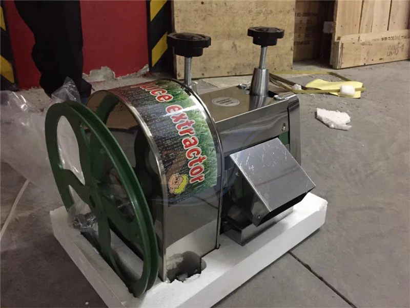 Description Picture 4 of itemSugarcane Juice Machine ZY-25 Sugar Cane Press Stainless Steel Commercial Squeezer Small Desktop Manual Cane Hand Fruit Directly