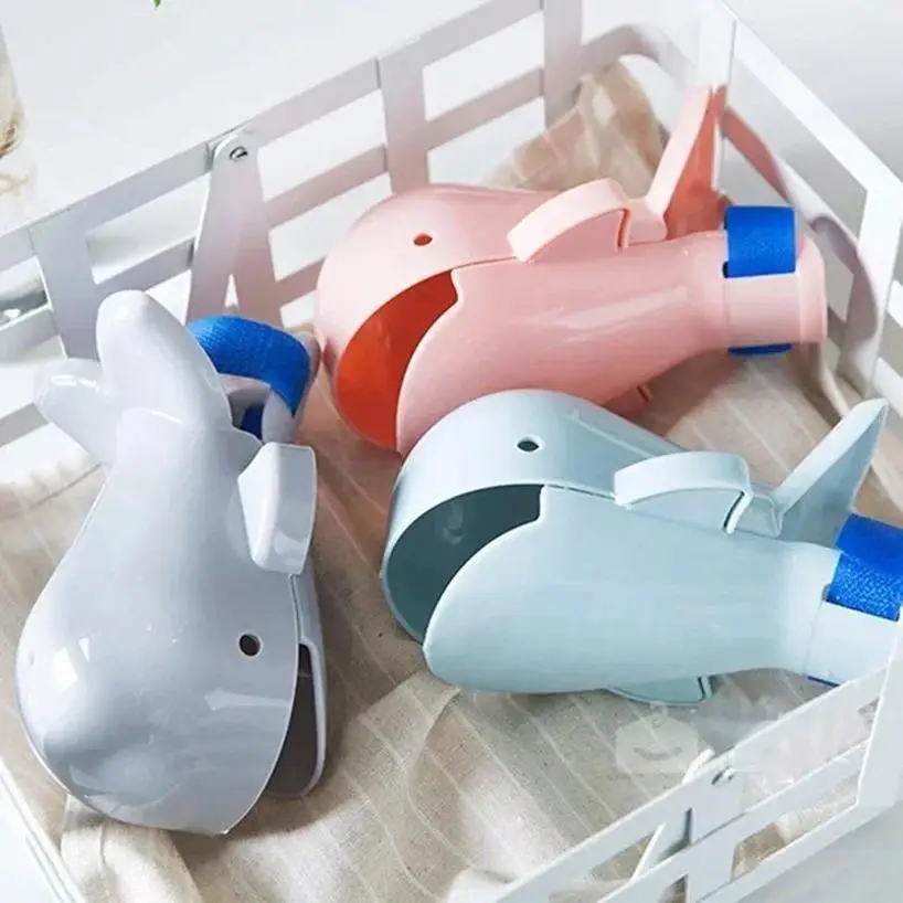 1Pcs Bathroom Household Tools Lovely Whale Faucet Extender For Children Hand Washing Sink Accessories Kitchen Faucet Accessories